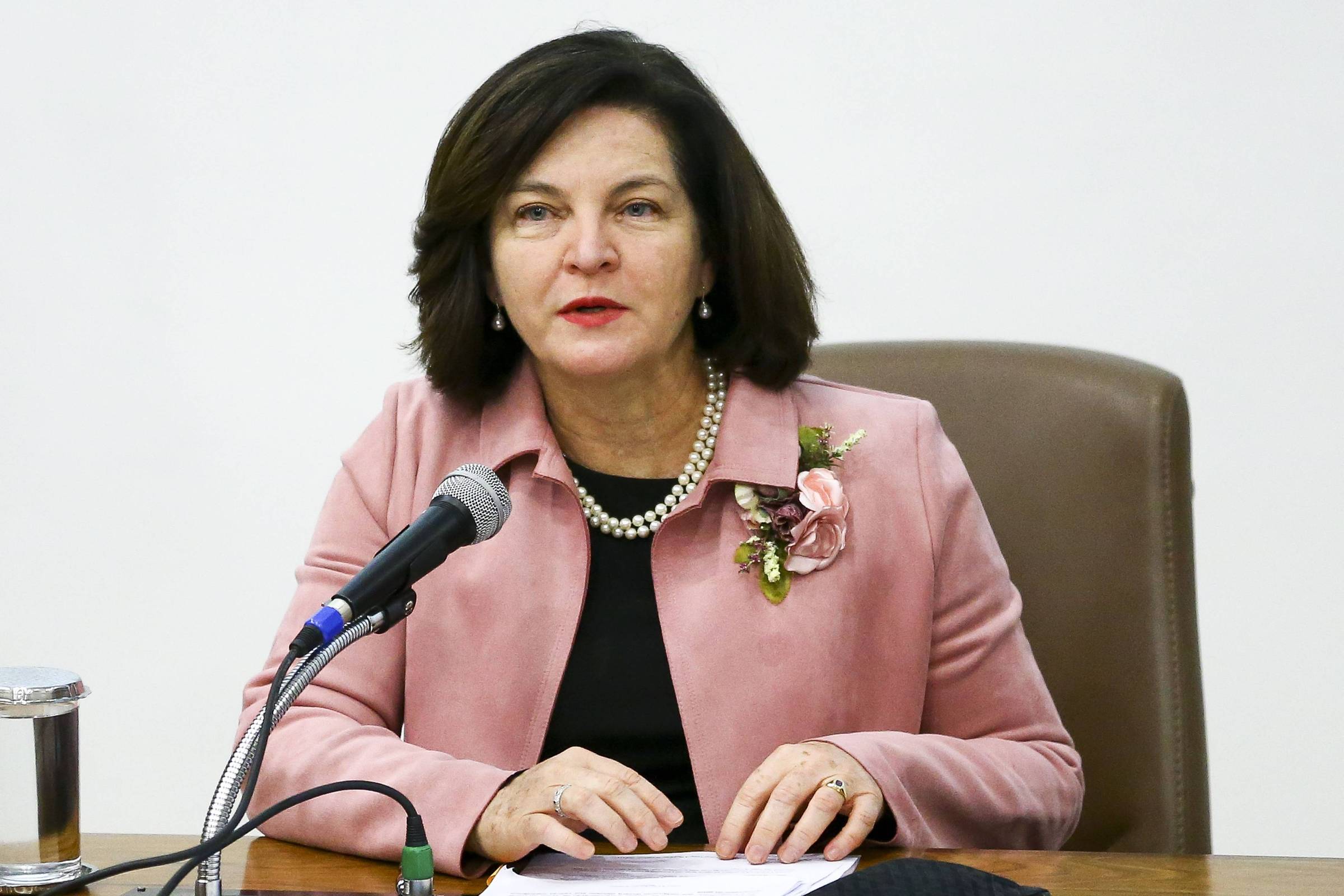 Sucessor de Raquel Dodge vai assumir a PGR com as contas em aperto